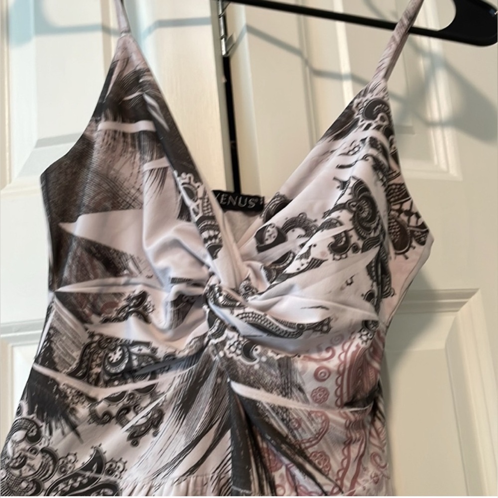 VENUS Black and White w/ Mauve Patterned Sun Dress, Size: Small, EUC (PM-5) - Picture 4 of 5